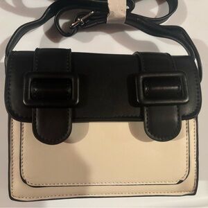Elegant Black and Cream compact Women's Bag